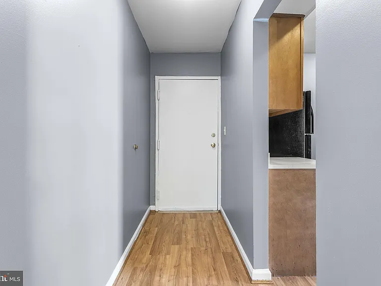 6087 Majors Ln #5-K17 — Photo 2