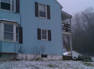 2871 Pricetown Rd, Temple, PA 19560