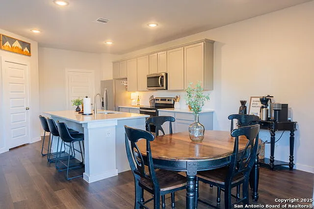 14603 Emerio Dr — Photo 7