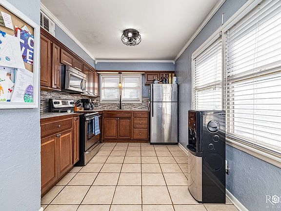 4th image of 2849 A&m Ave