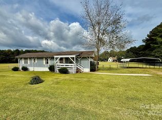 6191 Richburg Rd, Great Falls, SC 29055