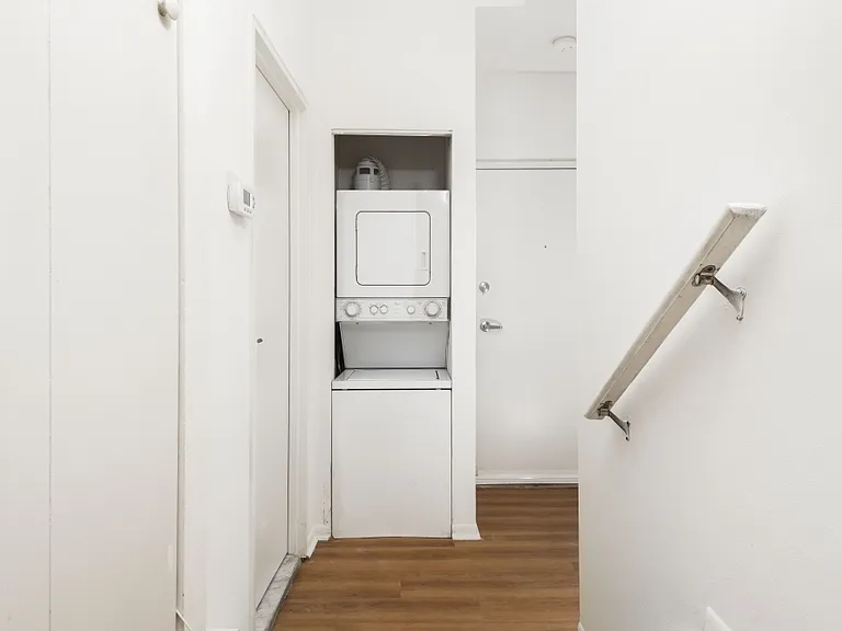 Liberty View Apartments — Photo 5