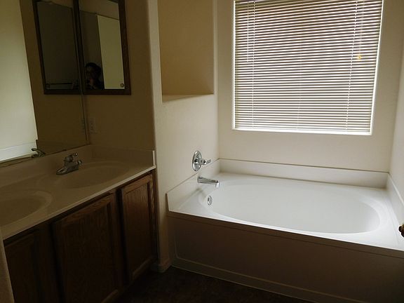 4th image of 6824 Paese Pl NW