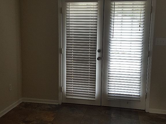 4th image of 1104-50A Holden Dr