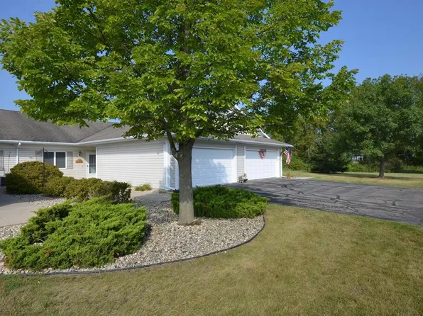 400 South Rice STREET #33, Whitewater, WI 53190