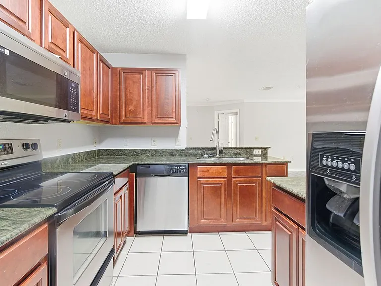 4240 Summer Landing Dr #106 — Photo 6