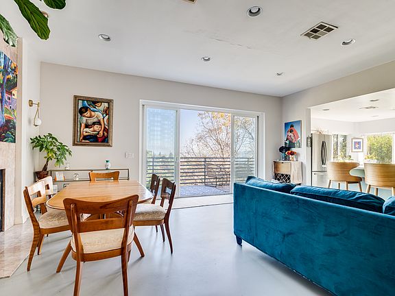 3rd image of 467 Canyon Vista Dr