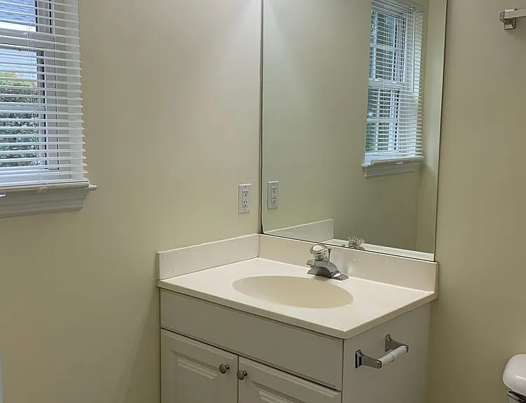 314 Hillsdale Dr — Photo 12