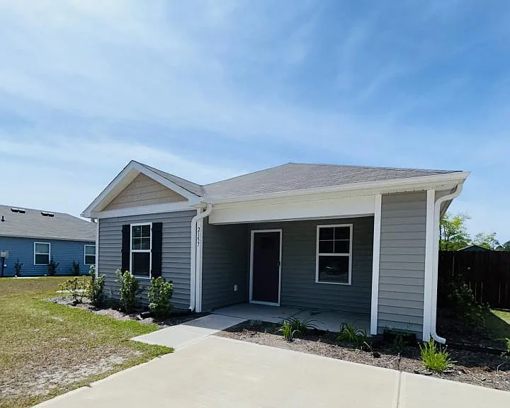2157 Grande Palms Trl SE — Photo 1