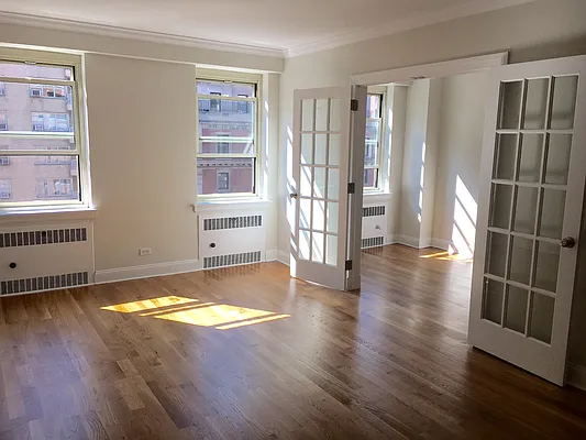Rented by Stonehenge NYC LLC | media 5