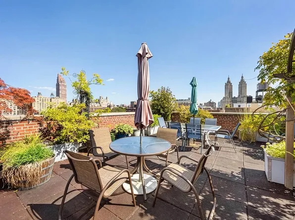 151 West 74th Street image 10 of 13