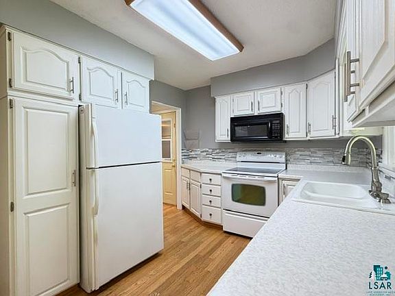 5th image of 4021 Haines Rd
