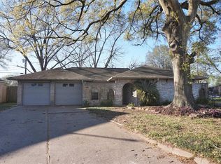 118 W Candler Dr, Houston, TX 77037