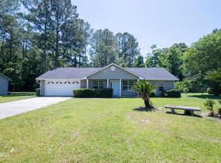 222 Merriwood Cir, Kingsland, GA 31548