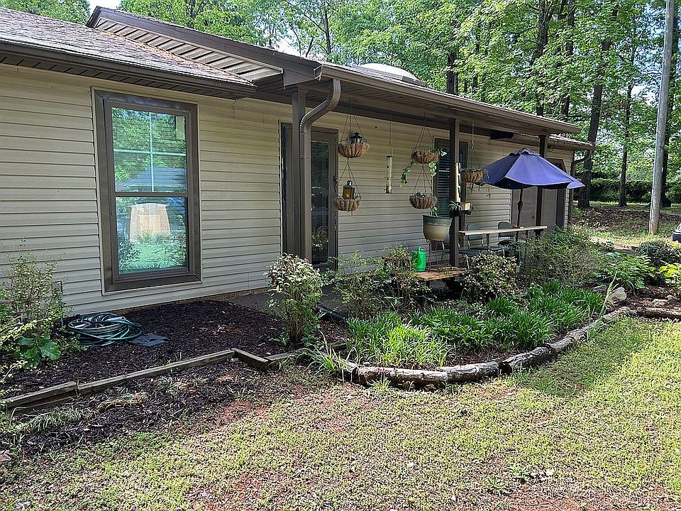 1st image of 111 Bee Tree Ct
