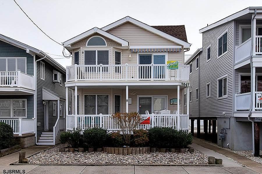 1st image of 3847 Asbury Ave #3847