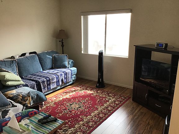 3rd image of 2459 Topanga Dr