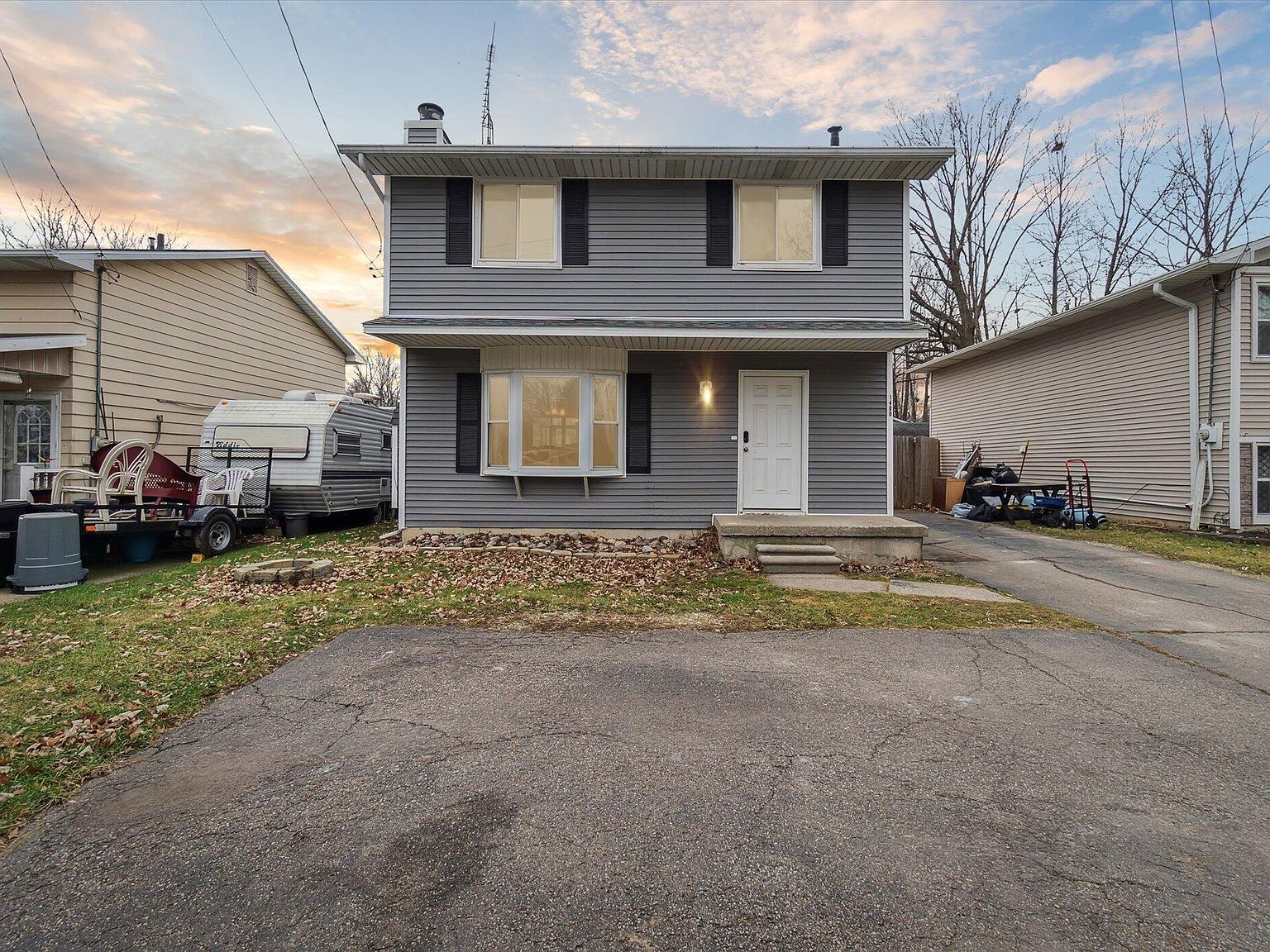 1400 E Schumacher St Burton MI 48529 Zillow