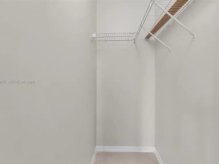 1241 SE 29th St #202-27 — Photo 17
