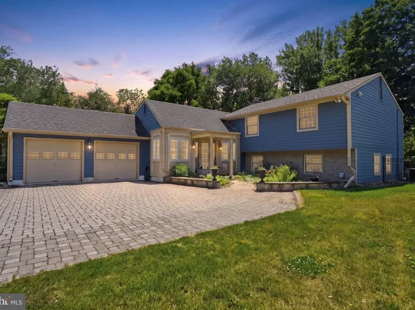 621 River Rd, Yardley, PA 19067