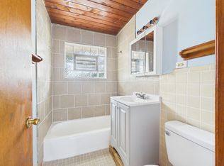 755 Dulles Rd #E, Des Plaines, IL 60016