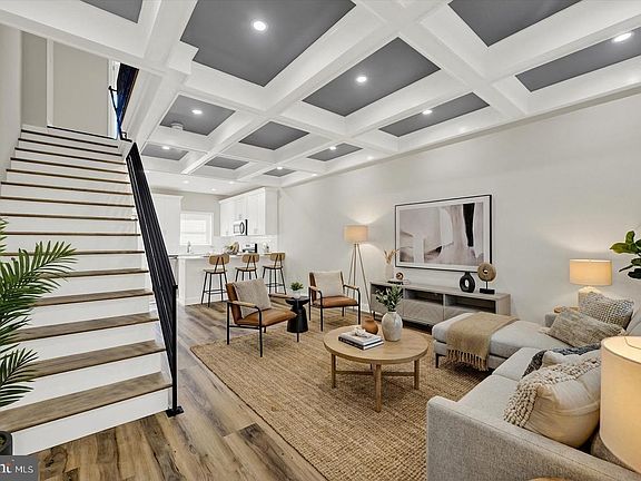 3rd image of 119 N Poppleton St