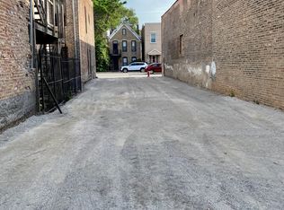 2243 W Grand Ave, Chicago, IL 60612