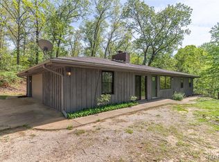 136 Rhinestone Ln, Poplar Bluff, MO 63901