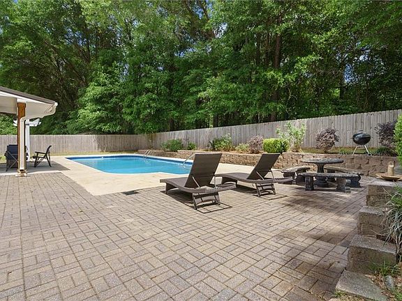 2nd image of 4760 Fillingim Rd