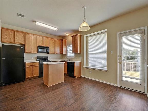 4th image of 11619 Paul E Anderson Dr