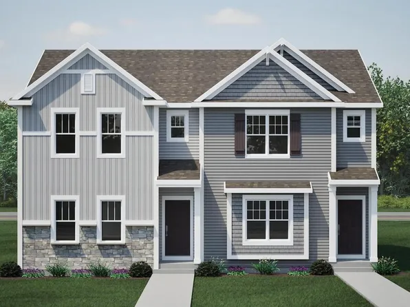 1499 Olde Highlander DRIVE, Oconomowoc, WI 53066