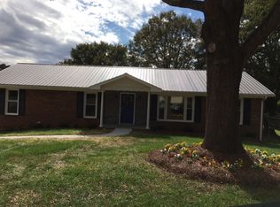 1625 Central Rd, Clemmons, NC 27012