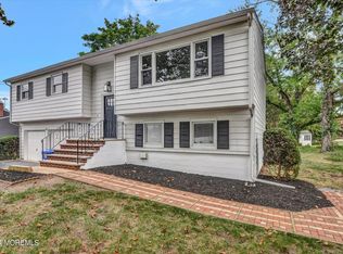 5 Albon Ct, New Monmouth, NJ 07748