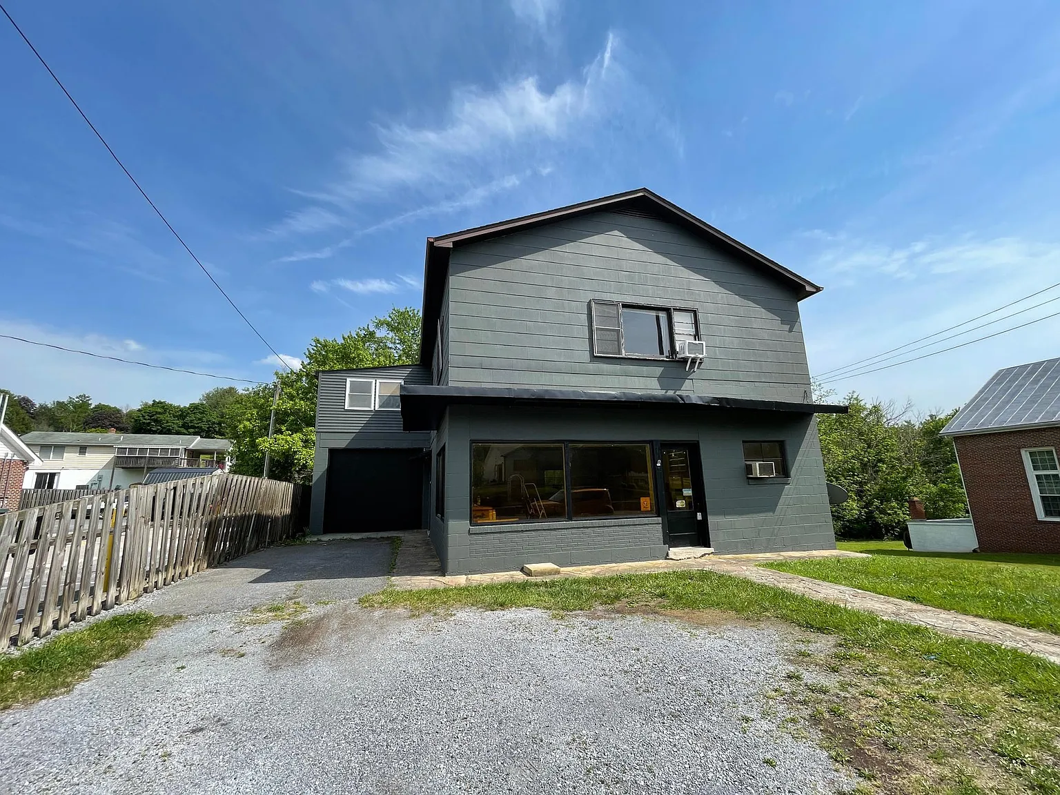 3526 N Main St — Photo 2