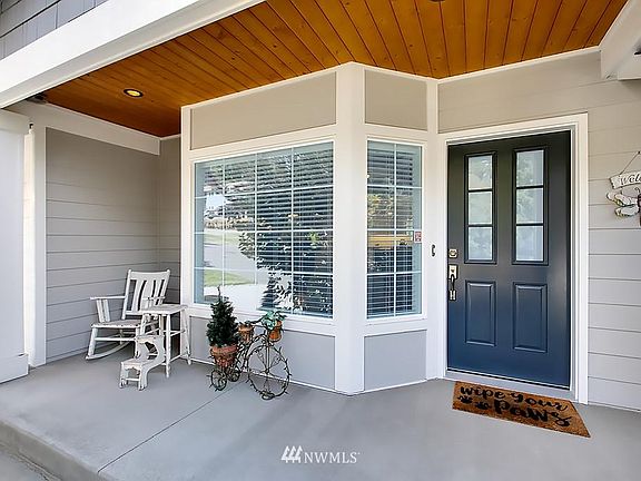 2nd image of 8507 NE 135th St