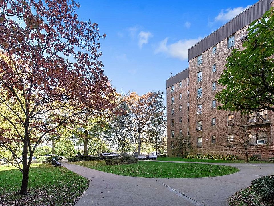 1st image of 2260 Burnett St APT 1H