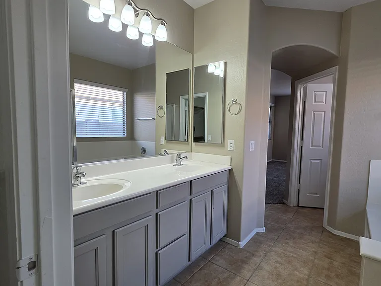 16882 W Tonbridge St — Photo 9