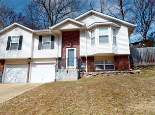 5165 N Royale Dr, Imperial, MO 63052