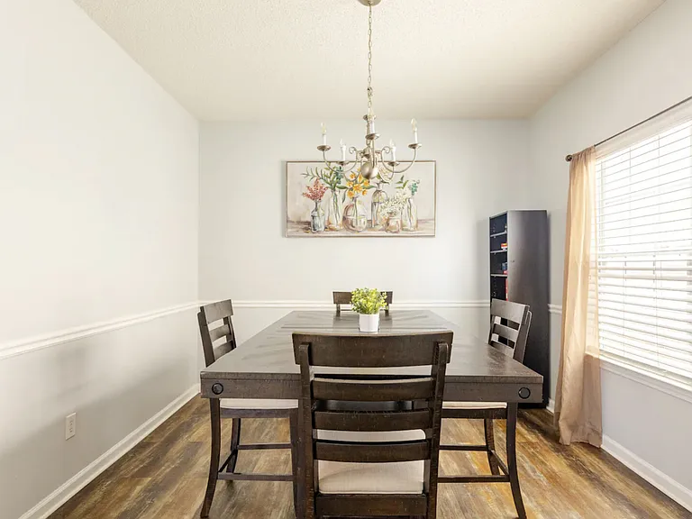 Imperial Cir SW — Photo 9
