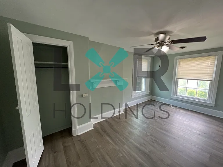 1206 Dekalb St #3 — Photo 11