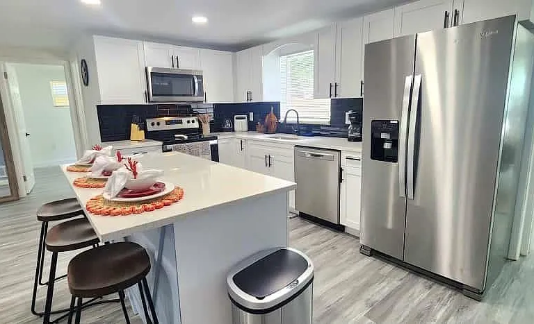4012 Valencia Dr — Photo 4