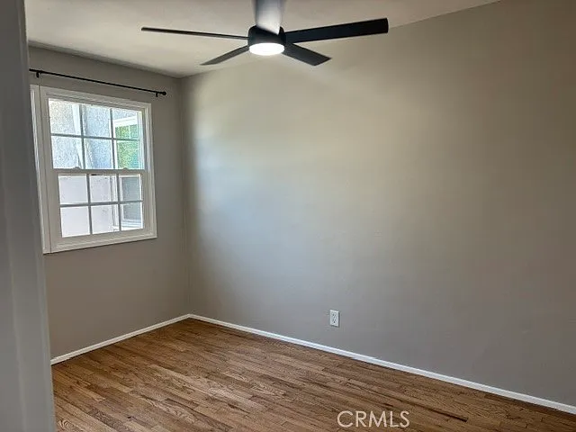 8432 Barnsley Ave — Photo 10