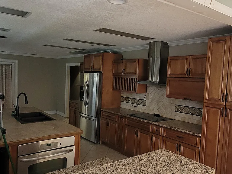 5013 Elim Church Rd NE — Photo 2