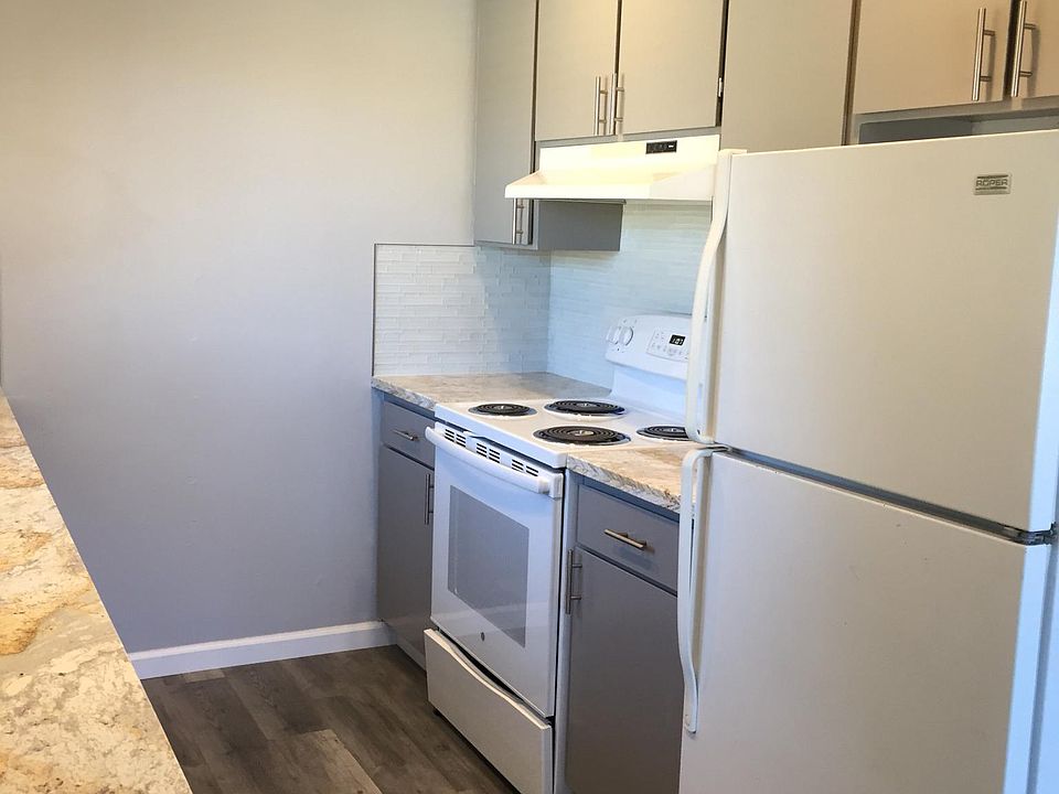 1st image of 775 W Valley Dr APT 4