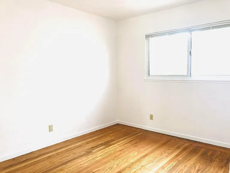 10102 Cairo Ct — Photo 24