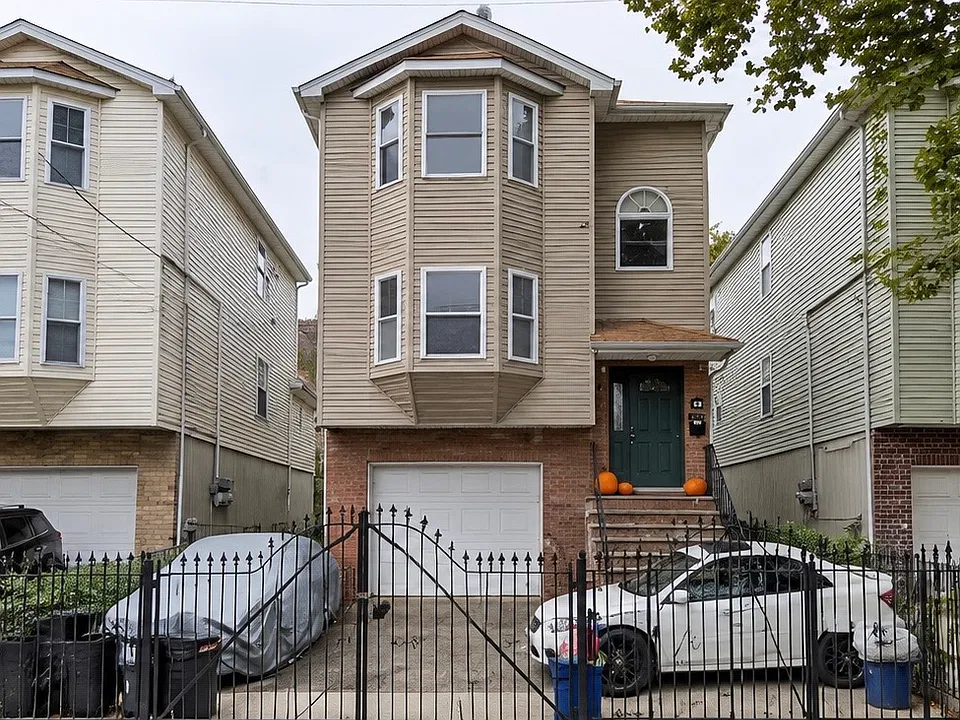 80 Cutler St #1