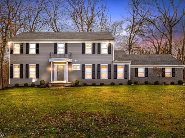 22 Stockade Rd, Warren Twp., NJ 07059