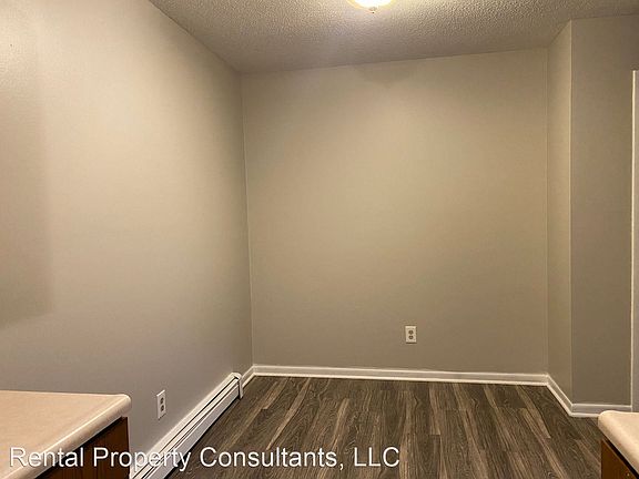 2nd image of 467 Donna Dr NW #10678619