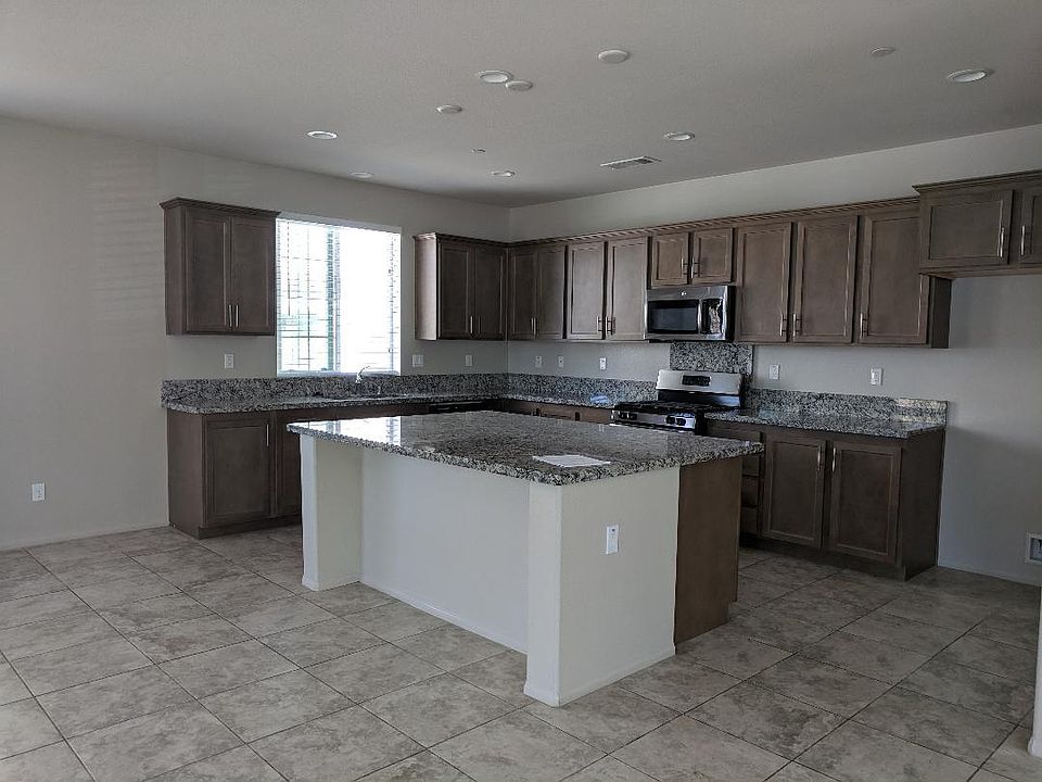 1st image of 26018 Chloe Pl