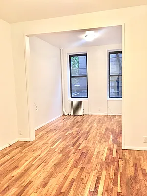 Rented by Compass | media 11